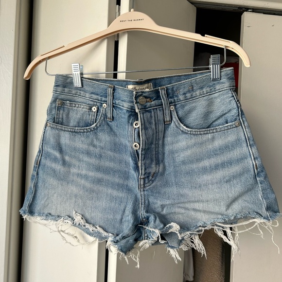 Madewell denim shorts - Picture 1 of 3